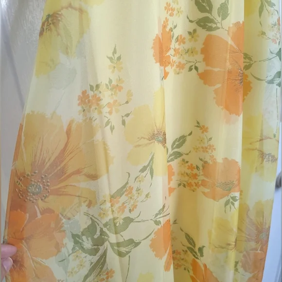 Vintage 70s ILGWU Floral Floor Length Gown - Picture 12 of 12